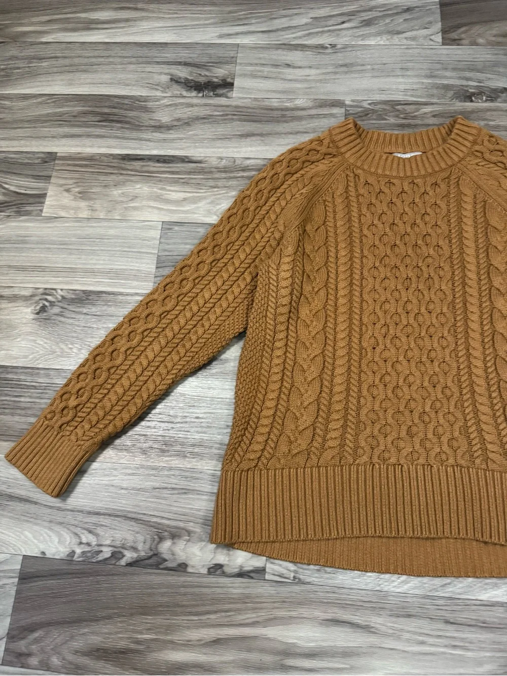 J. Crew 100% Cotton Cable Knit Crewneck Sweater in Cafe Latte Size Medium